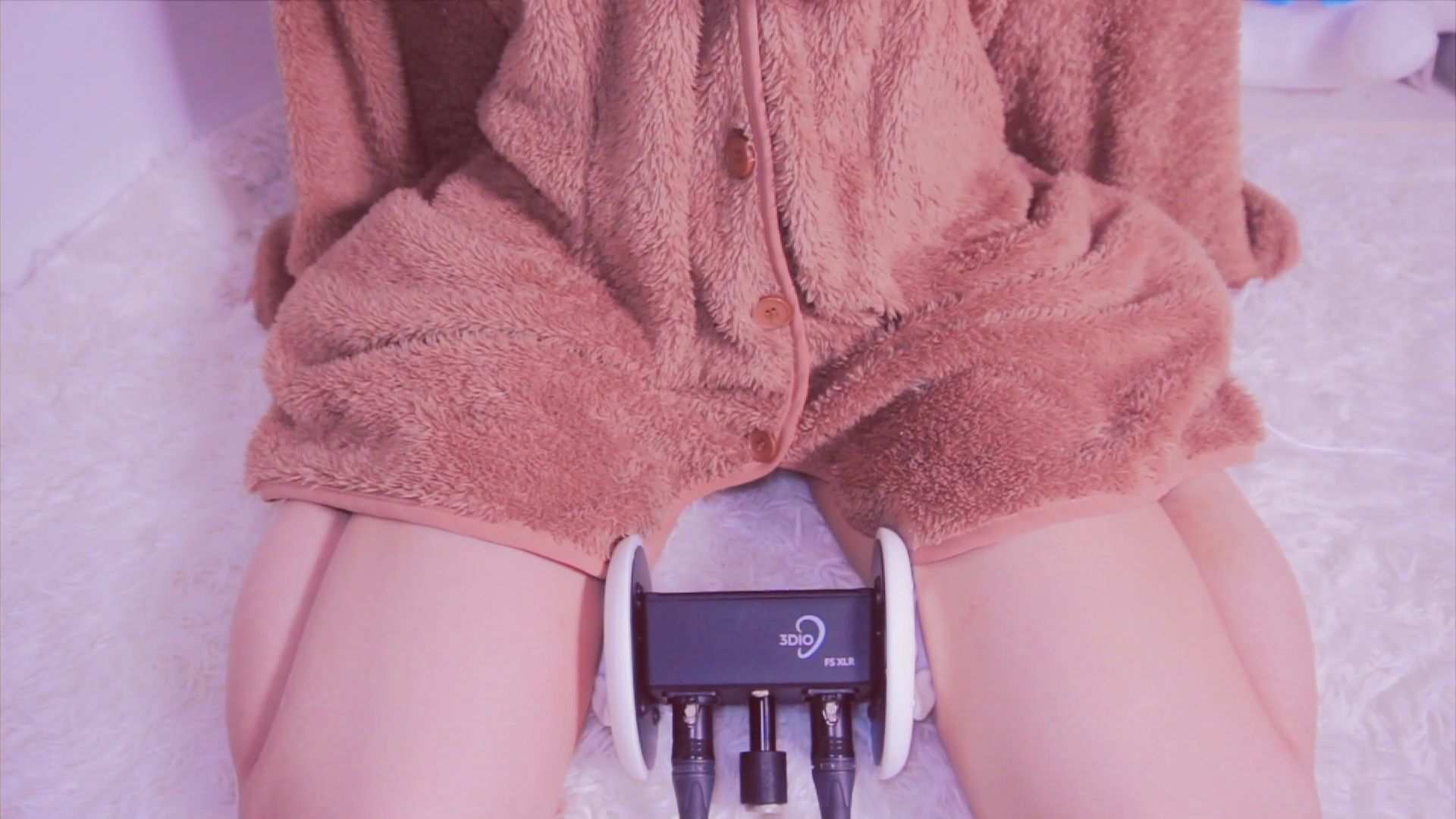 【ASMR/3DIO】太ももで耳塞ぎ💖素足＆オイルマッサージ✨️【睡眠導入/Thighs/No Talking/Scratching/Triggers for sleep/Relaxation】