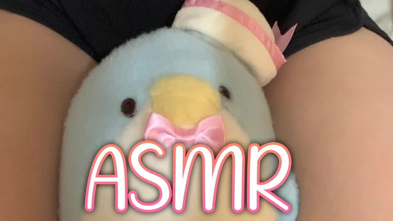 【Thighcam ASMR】Squeeze and Squish~ ♡ Tingly Thigh Sounds